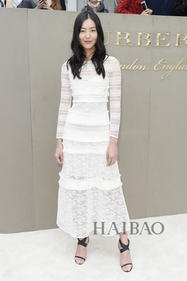 9位女星同穿白裙，高圆圆实力碾压，杨幂胖得驼背，第一却是她！