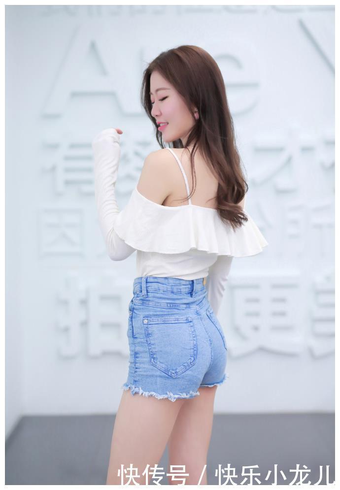 魅力|时尚穿搭:简单的短裤,也会让你很有魅力