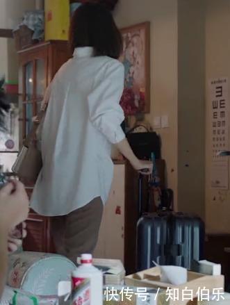 「超凡脱俗」余欢水老婆的时尚穿搭,件件搭配都是经典,超凡脱俗!