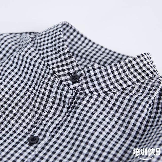 天热了！怕热女人尽量少穿连衣裙，多学下面女人这样穿小衫，很美