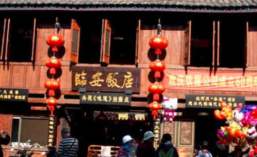 这个被大理和丽江耽误的古城，若在云南没它的一席之地，太可惜了