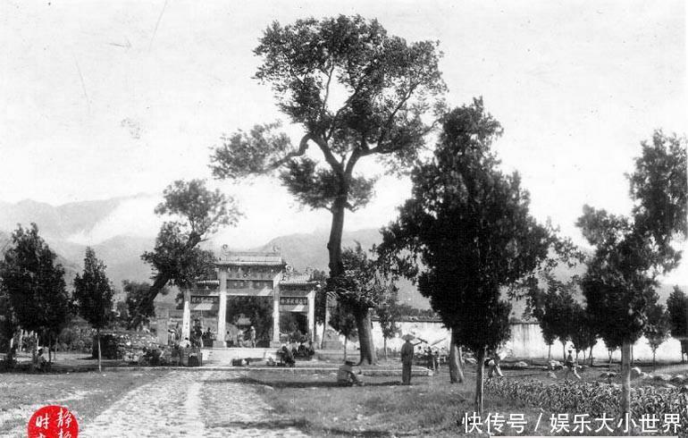 老照片里的山东泰安和泰山,看看和现在有什么不同