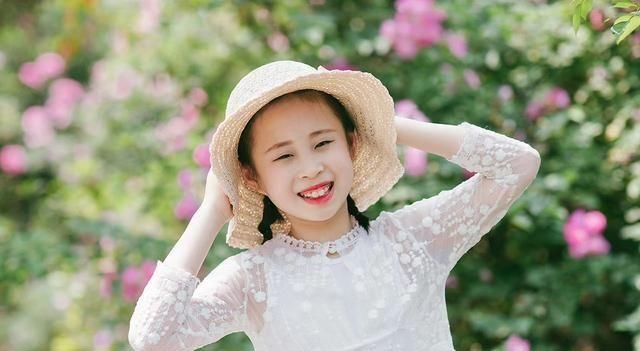  皮肤■青春期女孩迷恋化妆？告诉孩子这3点，否则容易皮肤老化