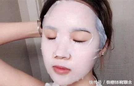 脸部:红霉素软膏加它涂抹脸部,不出15天淡斑又美白,赶紧去备上一支