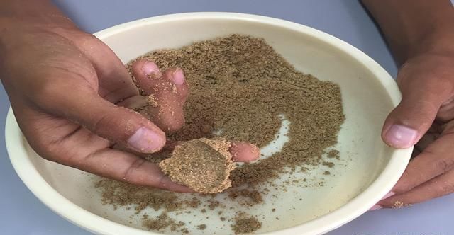  试试■黑坑抢鱼，不知道用什么手段好！推荐试试这几招，上岸率高很多