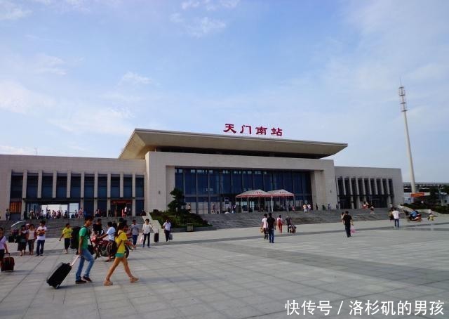 湖北最“郁闷”的城市，明明建有高铁站却无人坐，如今又新建一座