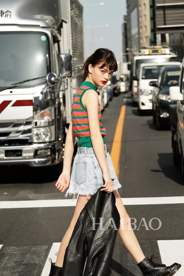 再不抢Zara就断货了!又美又凉快的夏季流行一定要来一件!