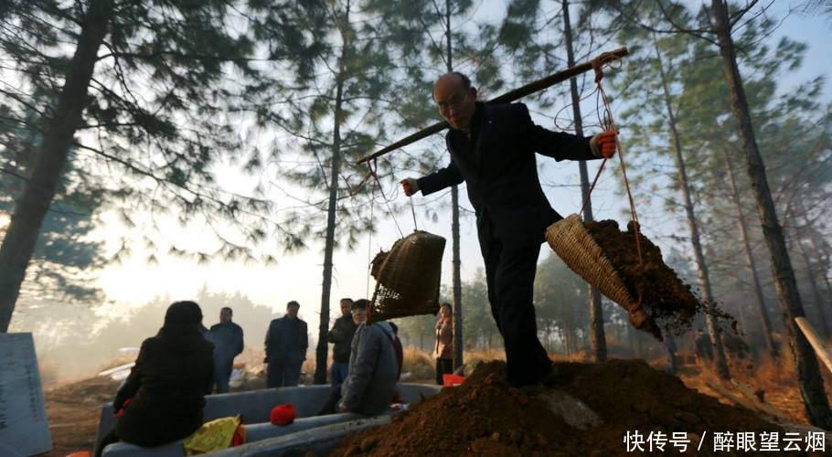 有专家建议取消土葬改为火葬，还美其名曰对农民好，你咋看