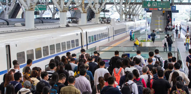  「发现」高铁下车后发现忘拿行李，车又开了怎么办?只需做好这3