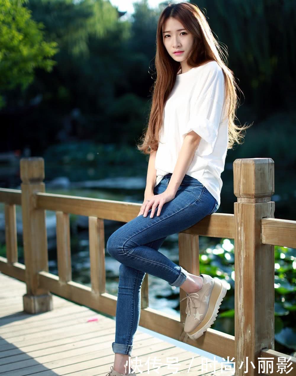 紧身裤搭配出美丽动人的纤细长腿，个性化的设计深受女性欢迎！