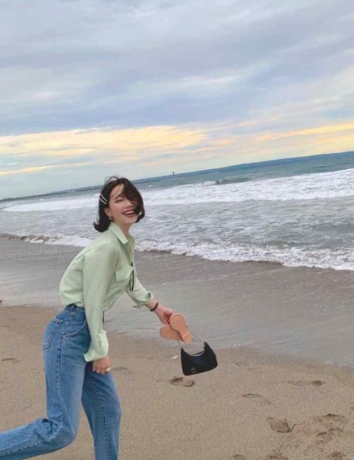 「法式慵懒」答应我,这3套look一定要穿,早换早美