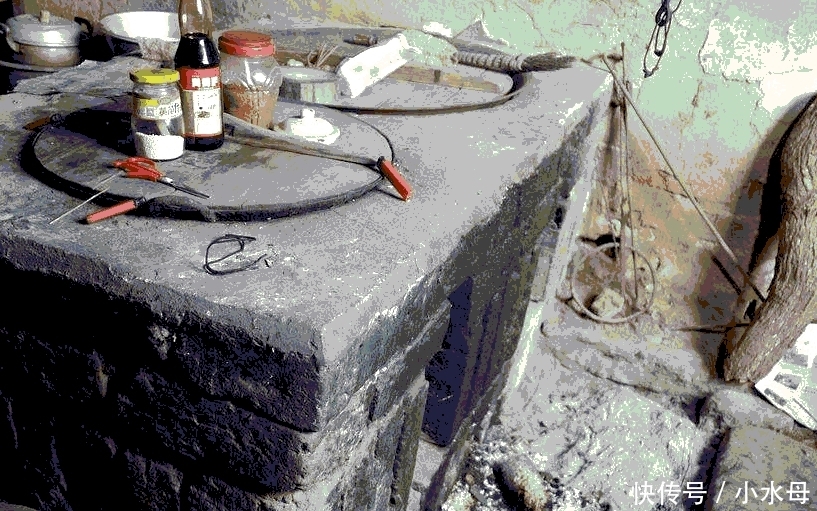 为了环保, 专家建议封停农村土灶, 农民怒了: 环保重要命重要?