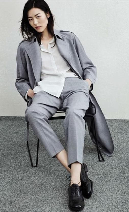 烈焰红唇的秦海璐穿出高级感,接二连三获奖的马伊琍鱼尾裙才迷人