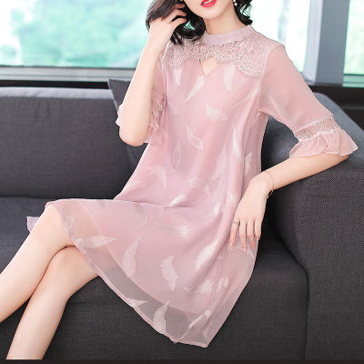 好迷人!老婆穿上这印花裙，美若天仙，显白显嫩美炸天，让人心醉