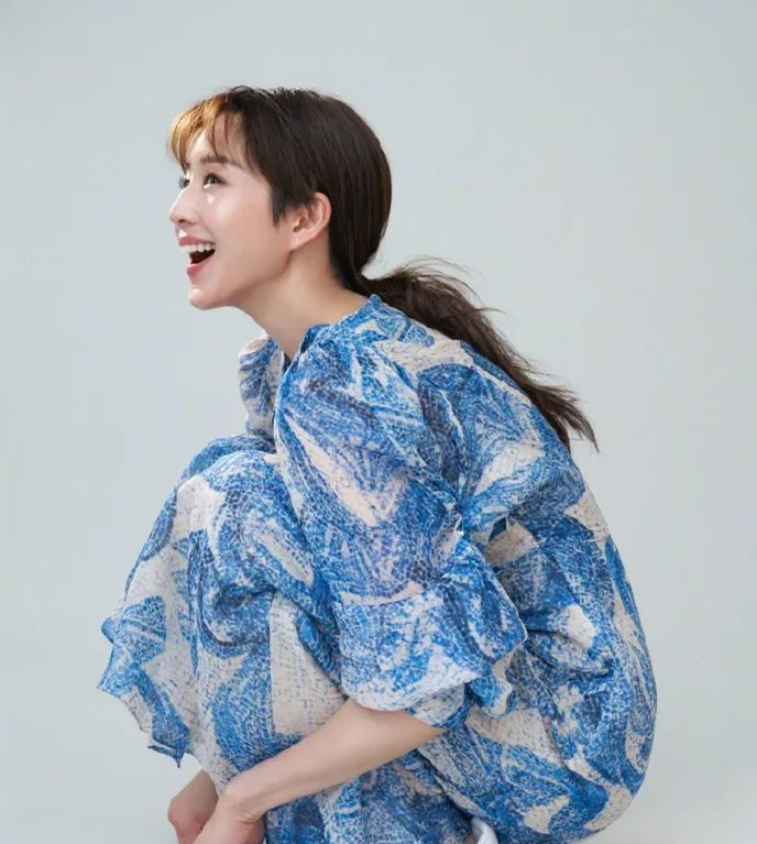  『大腿袜』腿粗别穿“半腿袜”,袜子直接拉到膝盖以上,显腿细又很显腿长!