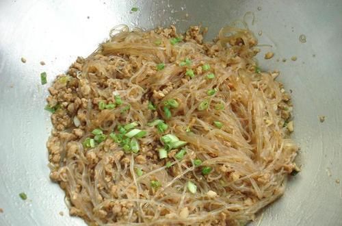  『肉末』肉末粉丝，家常做法，一学就会，口感劲道爽滑