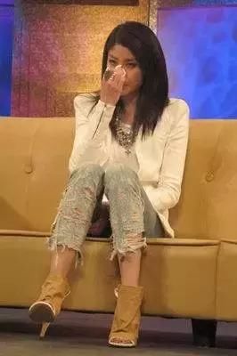 为了自证“代孕”传闻，被逼到当众脱裤子？她才是娱乐圈真公主