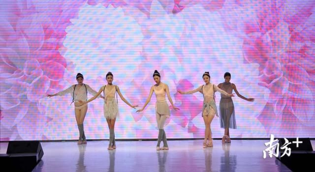 图集|超模大长腿小蛮腰全在这，佛山“维密秀”惊艳开show!