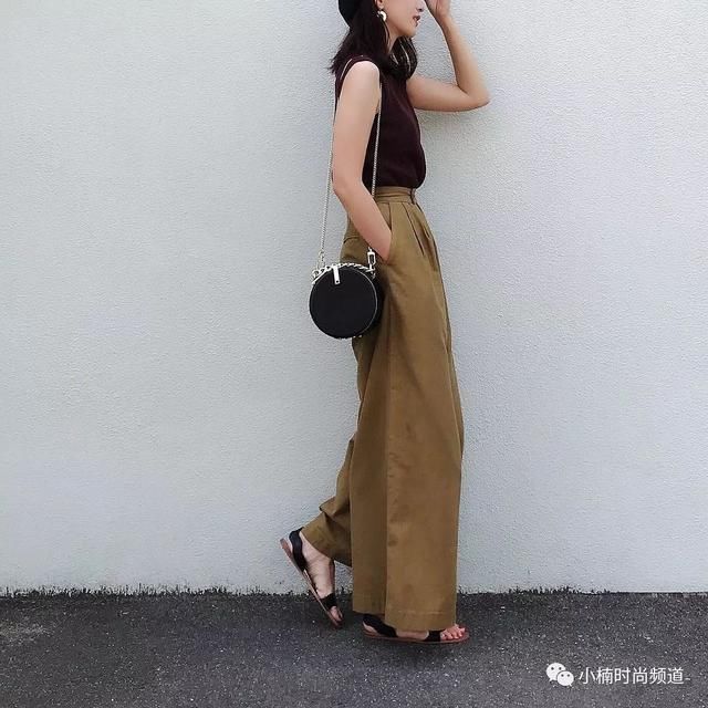 2018年炎夏必备！当季凉鞋的夏季日系穿搭示范