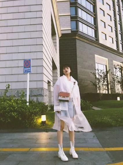 包和爱情，非要选其一？那就要看今年七夕礼物是什么了……