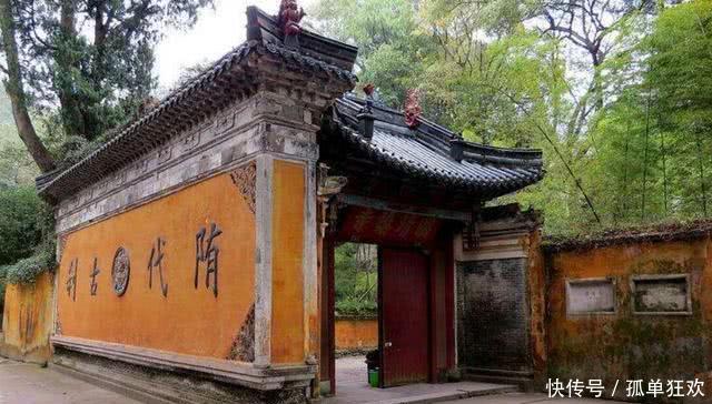 中国最“任性”寺庙,一顿饭2元坚持不收门票,并不是熟悉少林寺