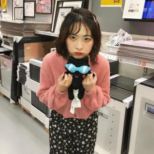  显瘦：微胖女生怎么穿好看？学会这10种搭配，遮肉显瘦又时髦