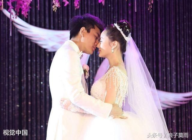 王思聪手撕李小璐，曝光1400万背后出轨真相，贾乃亮“绿”的彻底