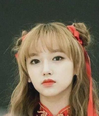 『网民』她在韩国被网民骂“腿粗”,却因空手翻和春丽造型而走红大火