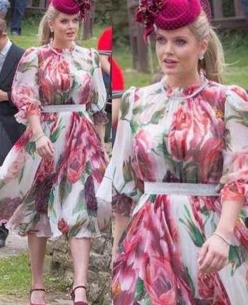 迪丽热巴撞衫戴安娜王妃侄女，明星与贵族的气质差距一目了然