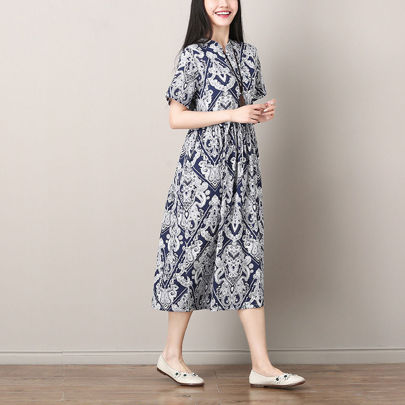 这样的连衣裙，超适合有气质的你，穿起来时尚有魅力还显气质