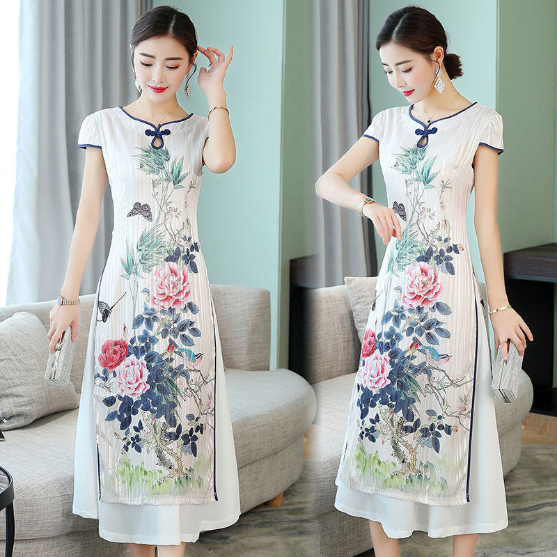 任何年龄段的女人穿上旗袍，都惊艳得让人挪不开眼，美到炸