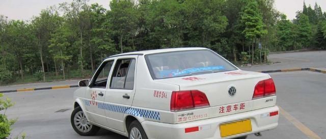  『离合』面对科二科三愁眉苦脸，想要顺利通过，先要学会踩离合