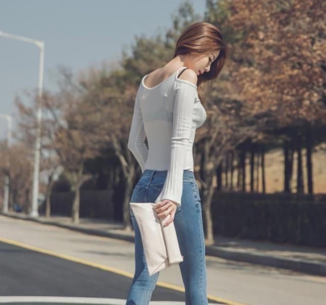  女人味■时尚牛仔裤，气质优雅知性，魅力成熟有女人味！