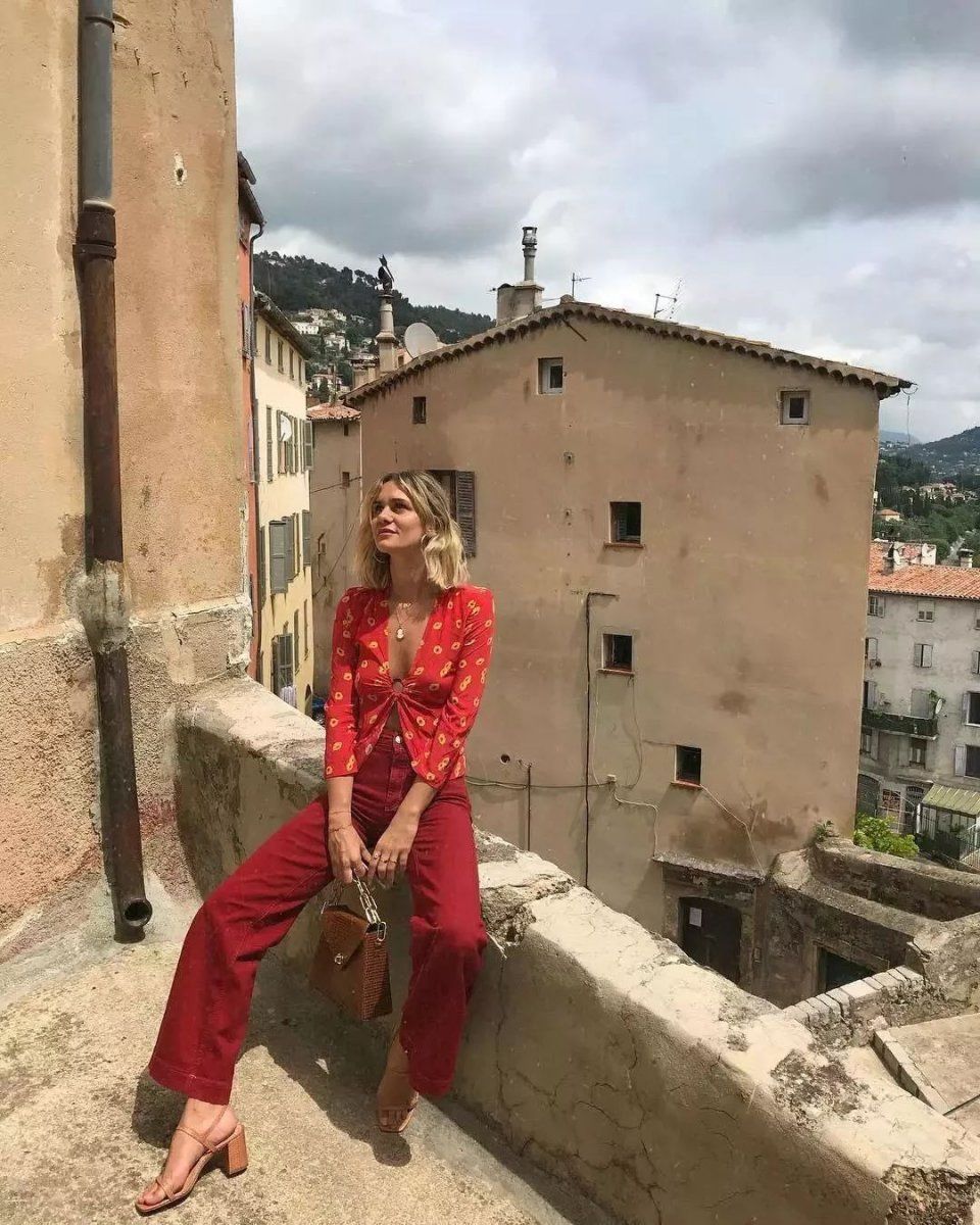 初秋穿阔腿裤，这3款绝不能碰!谁穿谁矮胖...