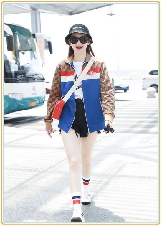 没有戚薇的筷子腿真别穿手撕热裤，否则会跟沈梦辰一样满屏尽尴尬