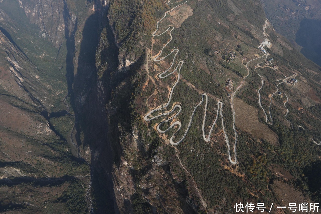  「无路」我国最后“无路村”通车，米-26协助建设，村民：半世纪