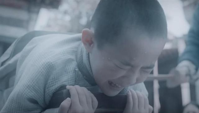  『鬓边不是海棠红』《鬓边》太像《霸王别姬》？黄晓明尹正也被吐槽肥肿不如博君一肖