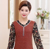 真的没人看出婆婆60了，全因为她穿这裙子，像个大姑娘儿