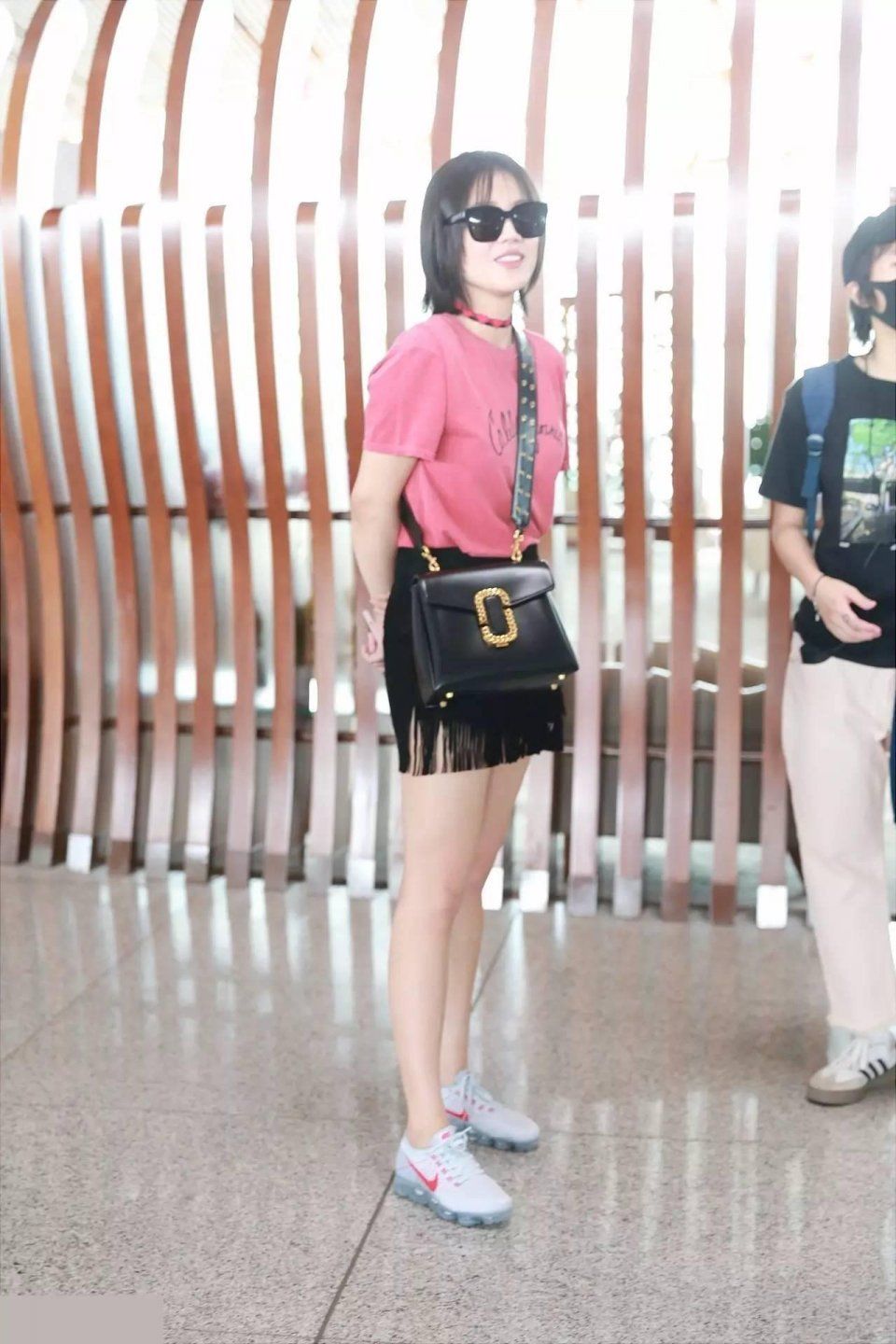 40℃的天穿球鞋，你的衣服配对了吗?