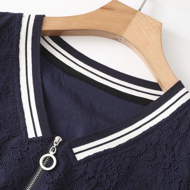 女人永远不能拒绝蕾丝裙的诱惑,让你女人味爆棚,冬天内搭特合适