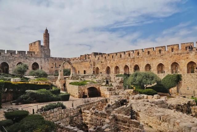 这个国家,比欧美安全,比迪拜漂亮:签证方便,各大城市直飞!