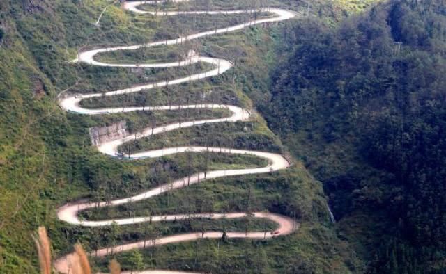  节省@我国最“意外”的公路：全程只有6.8公里，为节省资金拐了6