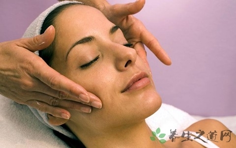 按摩什么穴位美容