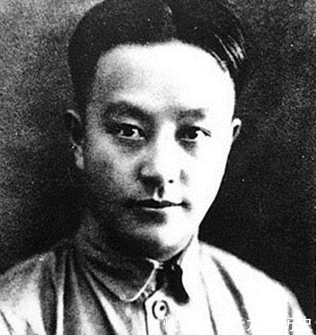 实拍王明墓中国革命的罪人，1956年叛逃苏联，墓碑面向着中国