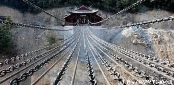  【铁链】泸定桥13根铁链重达40多吨，这在300多年前是如何做到的