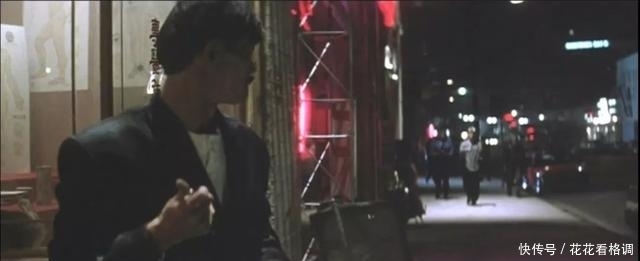 『这部』1989年,李连杰接拍这部功夫片,拍完却被嘉禾雪藏了3年才准上映