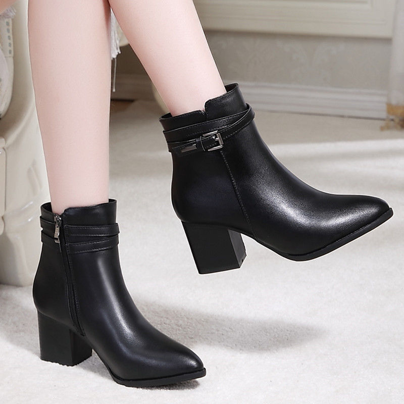 升级版马丁靴，搭小脚裤或裙子都让你美丽加分，好货不等于昂贵