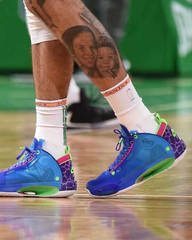  「球鞋」NBA球员上脚：塔图姆这赛季穿的球鞋，超多AJ34个人配色！