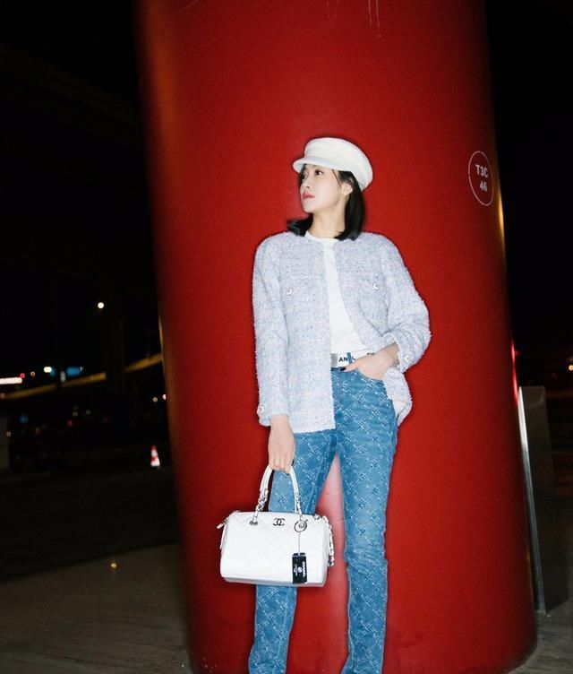  「长款针织小」女星们穿小香风外套,你被谁有惊艳到?