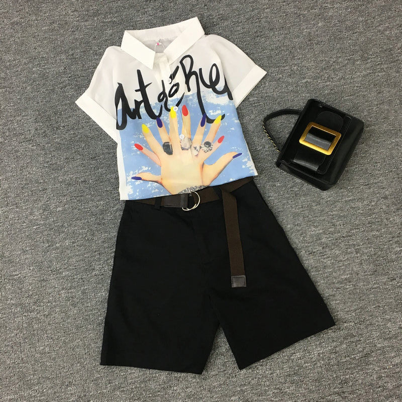 7月旅游别穿裙子，不方便又不上相，时尚短裤套装，不打扮也漂亮